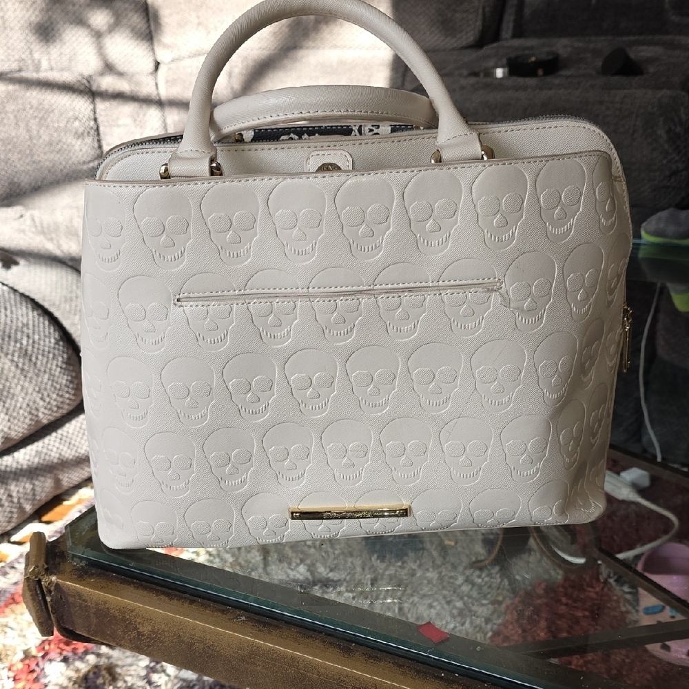Betsy Johnson Skulltastic Purse